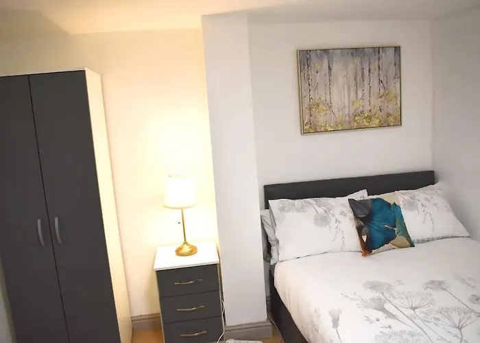 Birmingham City Centre Apartment Room Near China Town